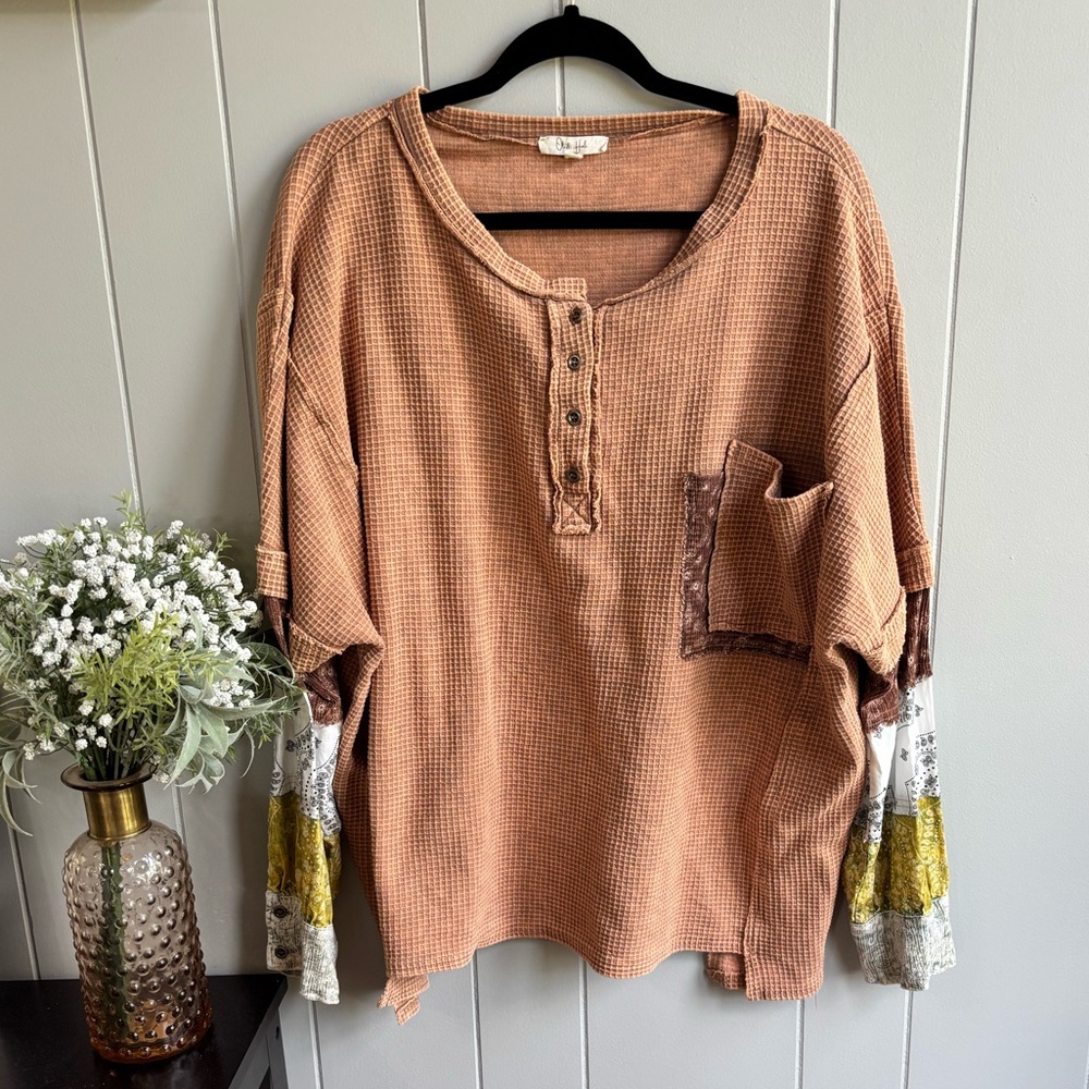 Oli & Hali Brown Waffle Knit with Patchwork Sleeves, front Pocket L/XL